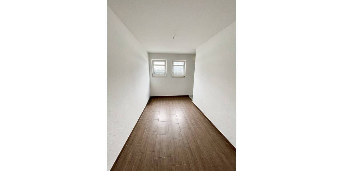 Etagenwohnung Dresden Gohlis - 3 Zimmer, 87 m&sup2;, 229.000&euro; | Angebot:26160593