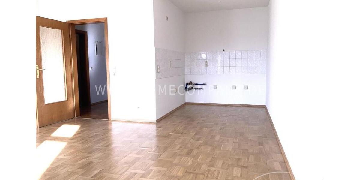 Dachgeschoßwohnung Dresden Leuben - 2 Zimmer, 45 m&sup2;, 450&euro; | Angebot:25825388
