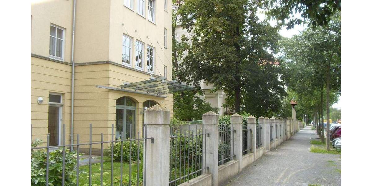 Etagenwohnung Dresden Striesen-West - 2 Zimmer, 65 m&sup2;, 725&euro; | Angebot:26570118