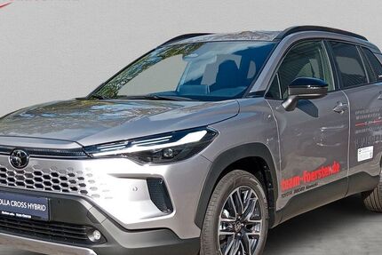 Toyota Corolla Cross 2.500 km 38.840 &euro; Pirna 01796