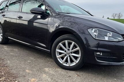 VW Golf 225.049 km 7.990 &euro; Dresden 01156