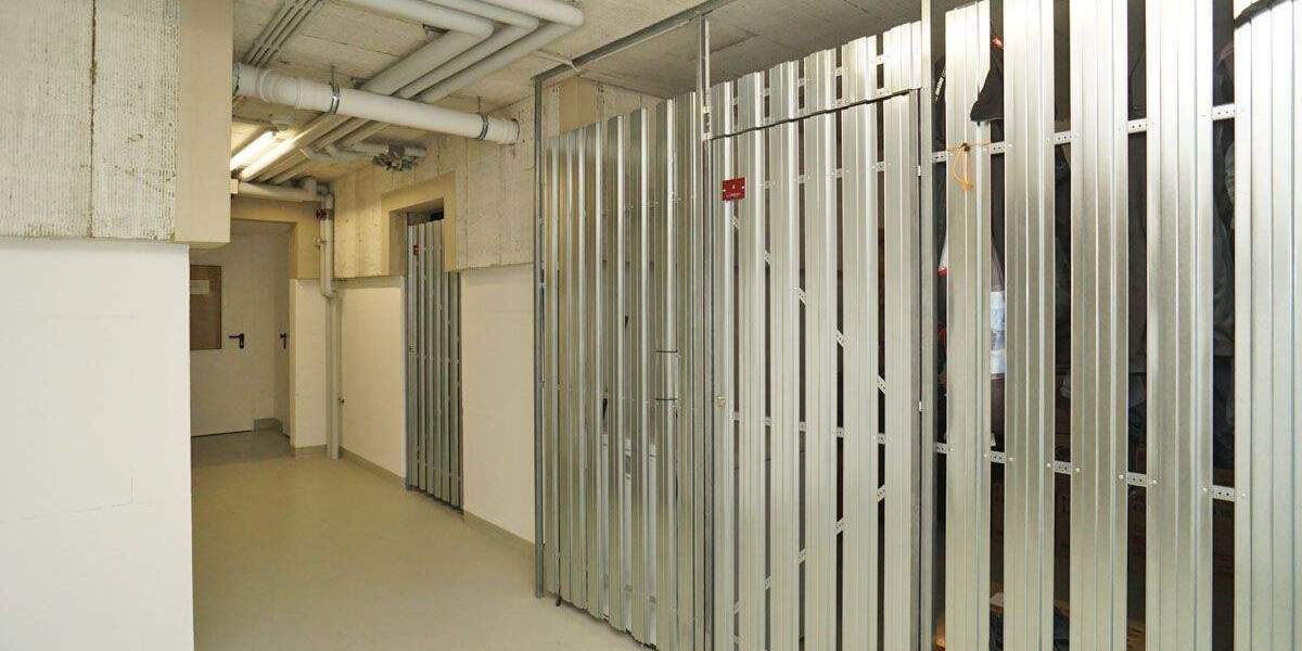 Etagenwohnung Dresden Naußlitz - 4 Zimmer, 114 m&sup2;, 1.680&euro; | Angebot:25689299