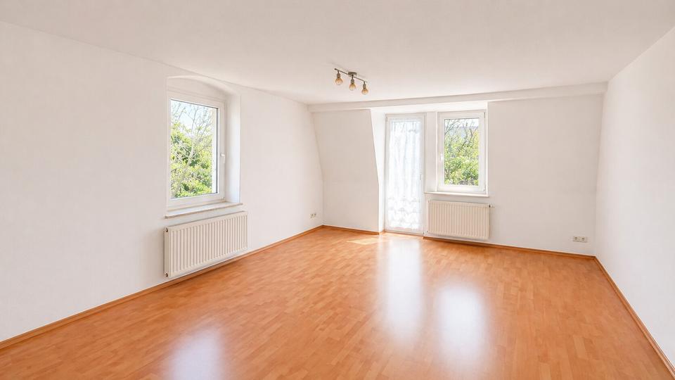 Dachgeschoßwohnung Meißen - 2 Zimmer, 54 m&sup2;, 450&euro; | Angebot:26477154