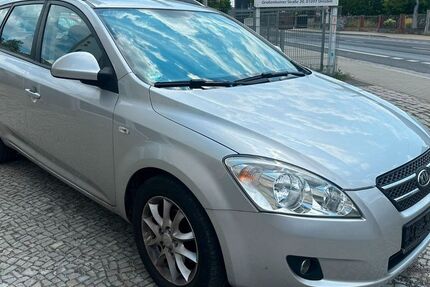 Kia ceed / Ceed 280.000 km 1.999 &euro; Dresden 01097