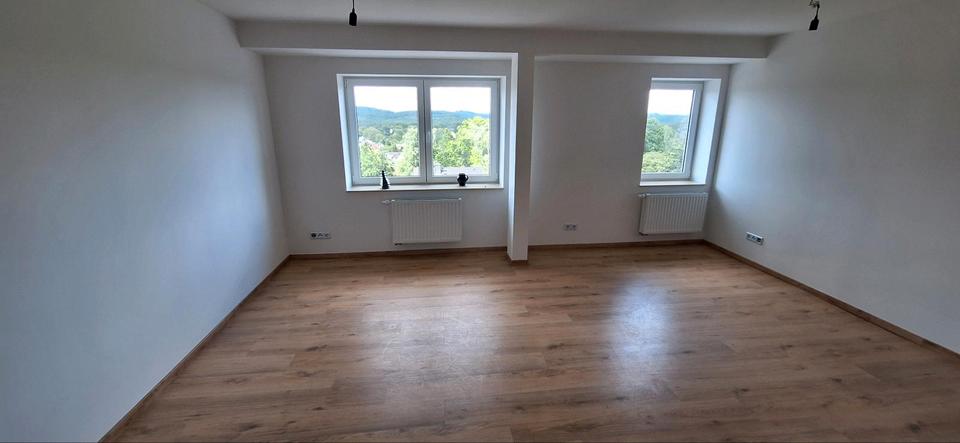 Etagenwohnung Bannewitz - 3 Zimmer, 98 m&sup2;, 1.350&euro; | Angebot:26661283