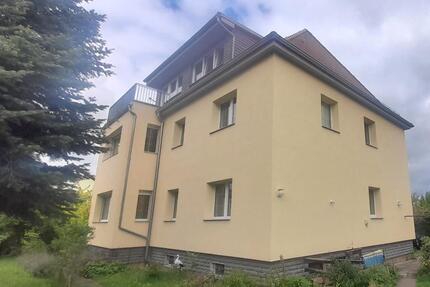 Großzügige Drei-Raum-Wohnung im Erdgeschoss 3 zimmer