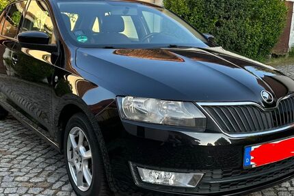 Skoda Rapid 81.574 km 8.900 &euro; Heidenau 01809