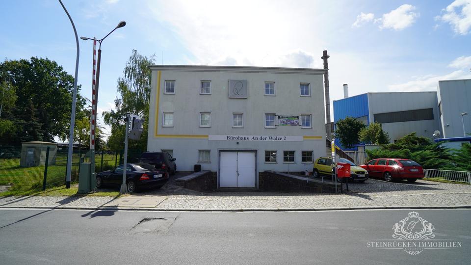 MULTIFUNKTIONALE GEWERBEFLÄCHE - ca. 280 m² zimmer