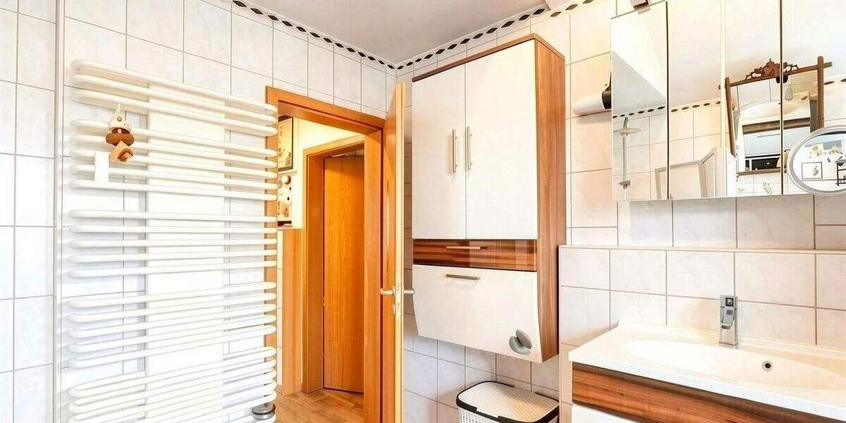 Etagenwohnung Pirna - 2 Zimmer, 68 m&sup2;, 115.000&euro; | Angebot:25768414