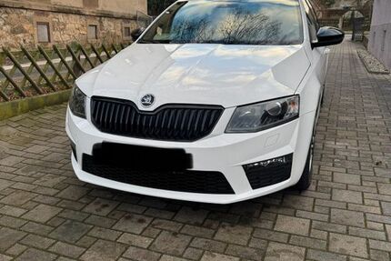 Skoda Octavia 162.000 km 12.600 &euro; Moritzburg OT Reichenberg 01468