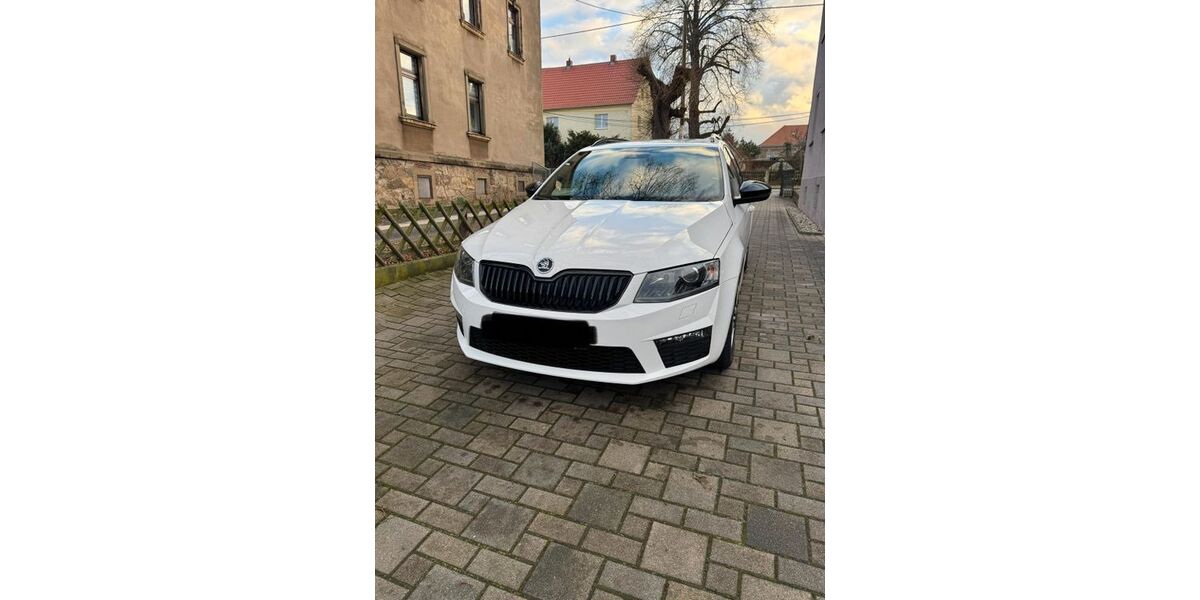 Skoda Octavia 162.000 km 12.600 &euro; Moritzburg OT Reichenberg 01468