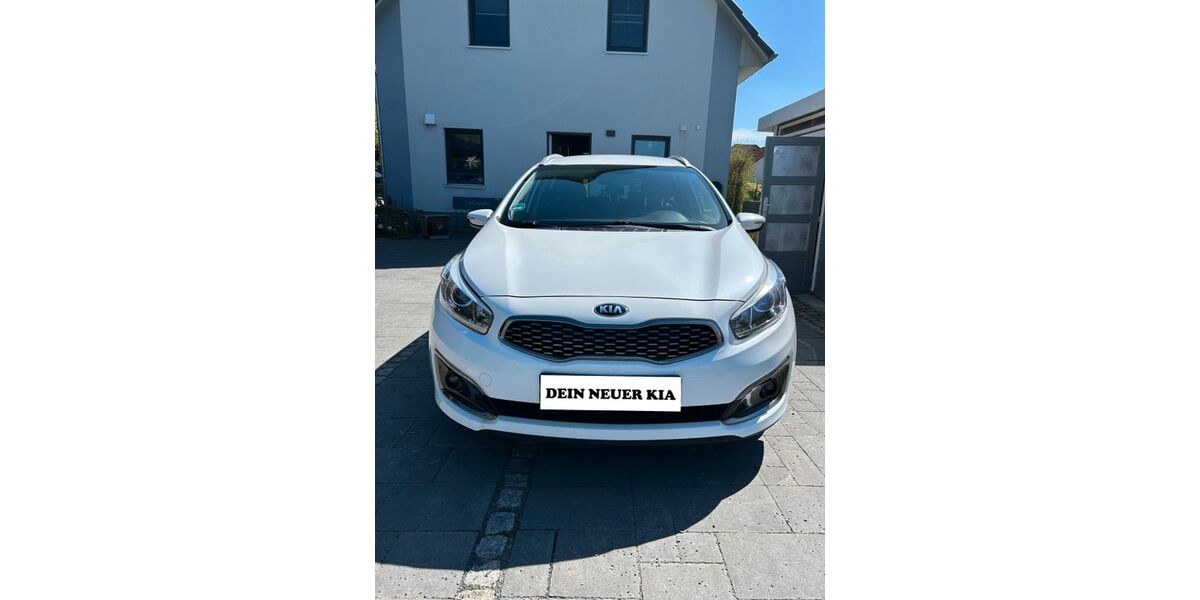 Kia ceed Sportswagon 130.000 km 7.999 &euro; WILSDRUFF 01723