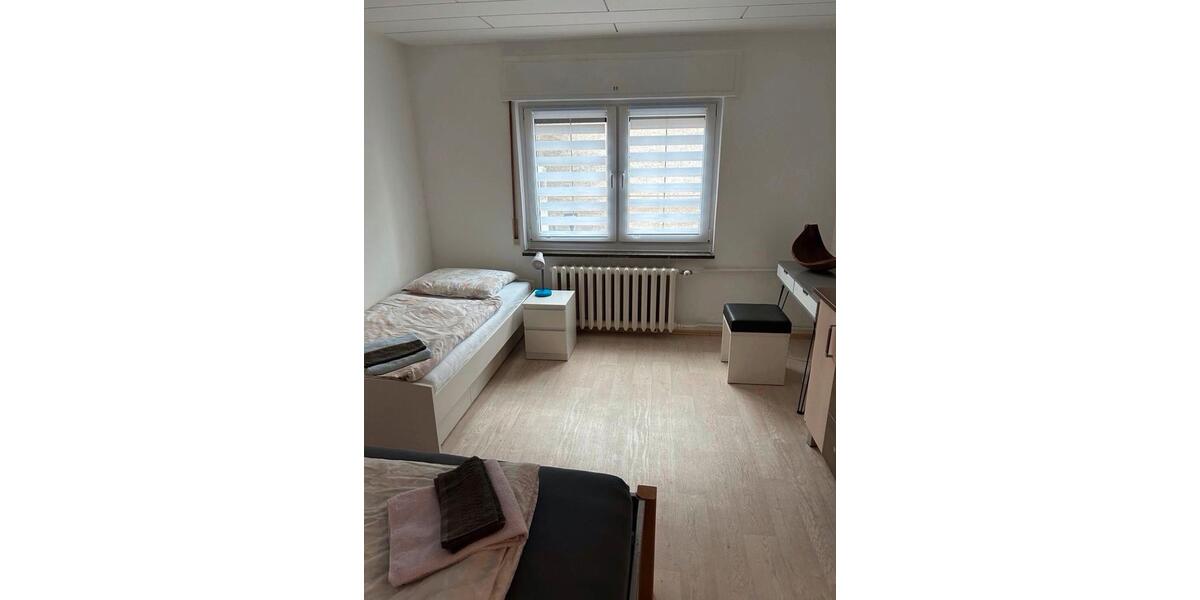 Einfamilienhaus Weinböhla - 6 Zimmer, 170 m&sup2;, 300.000&euro; | Angebot:26234016