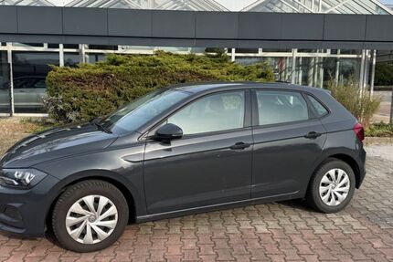 VW Polo 124.450 km 8.990 &euro; Struppen 01796