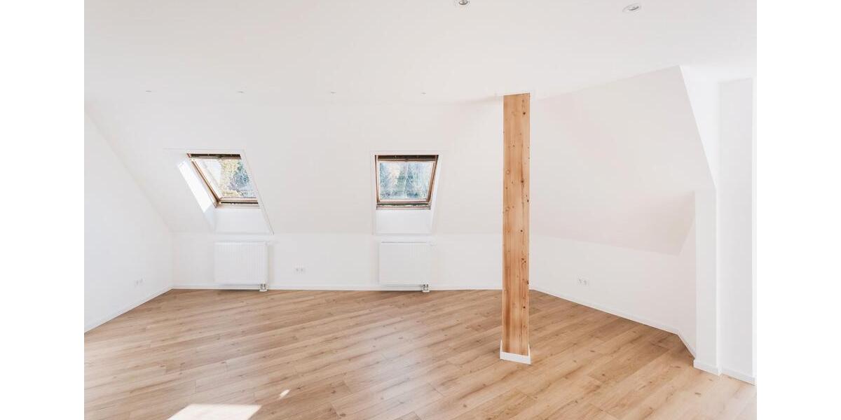 Dachgeschoßwohnung Dresden Blasewitz - 2 Zimmer, 71 m&sup2;, 920&euro; | Angebot:26148690