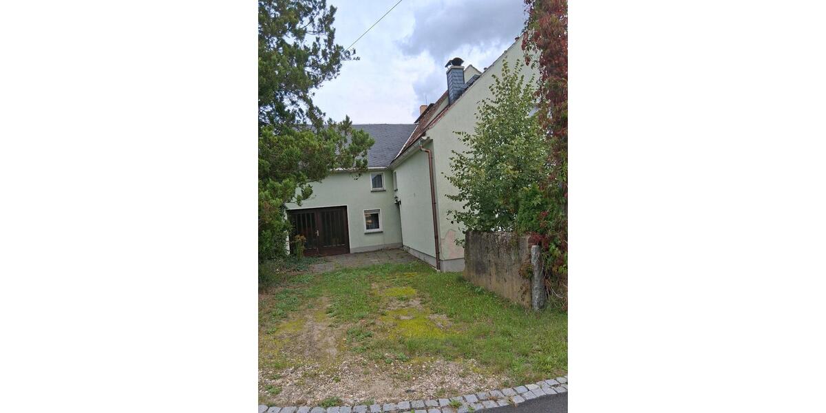 Einfamilienhaus Königsbrück - 7 Zimmer, 135 m&sup2;, 174.000&euro; | Angebot:27459856