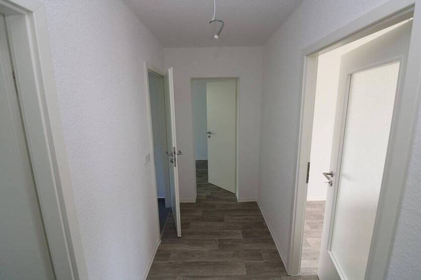 Verdammt ich lieb dich...3-RW mit Wanne u. Balkon!!!