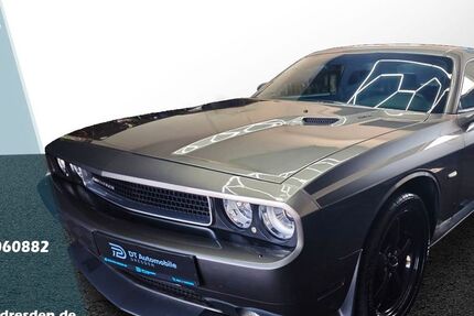 Dodge Challenger 121.500 km 21.470 &euro; Dresden 01157