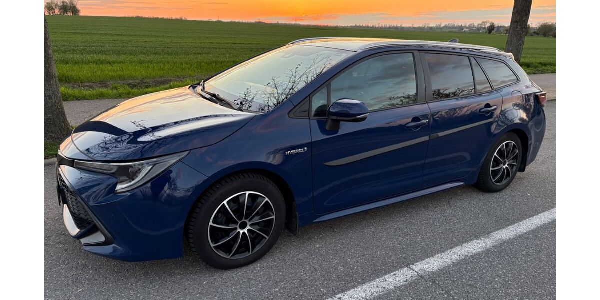 Toyota Corolla 107.066 km 16.900 &euro; Dresden 01156