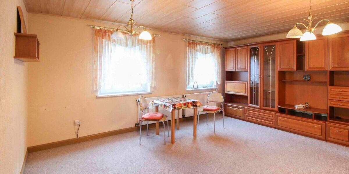 Charmantes Einfamilienhaus im Grünen - ruhige Sackgassenlage mit großem Grundstück 4 zimmer