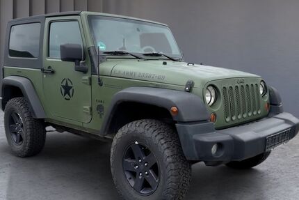 Jeep Wrangler 179.000 km 13.900 &euro; Dresden 01108