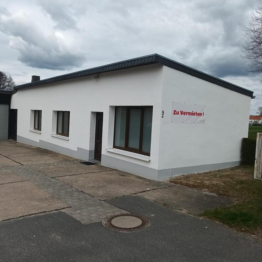 Büro Lager zu vermieten ( Als Wohnr. umzubaun) Neue Option !!!