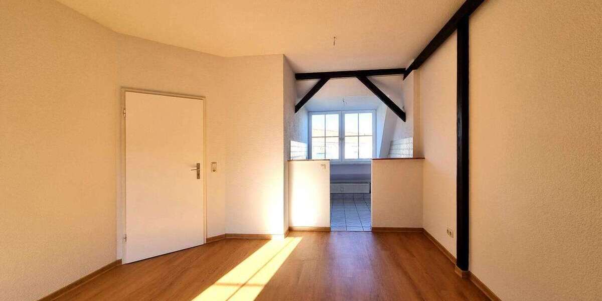 Etagenwohnung Dresden Pieschen - 2 Zimmer, 38 m&sup2;, 418&euro; | Angebot:27203820