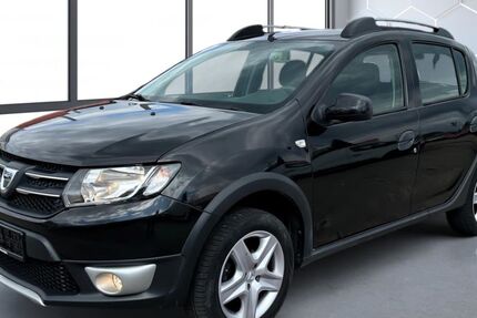 Dacia Sandero 68.232 km 7.600 &euro; Dresden 01237