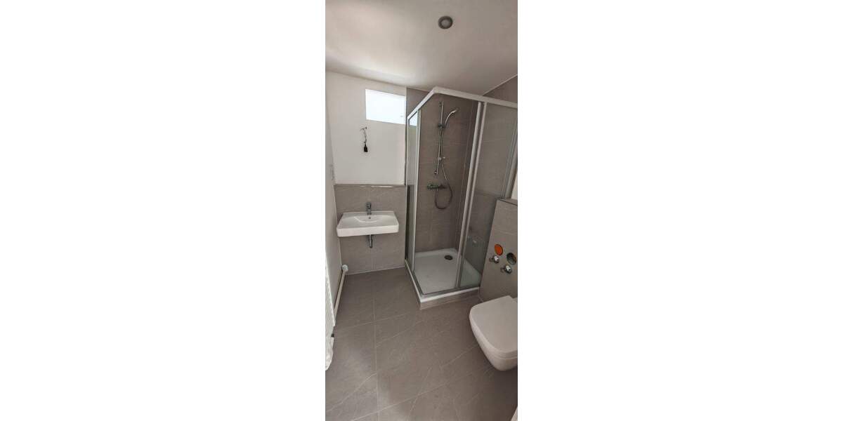 Etagenwohnung Dresden Naußlitz - 5 Zimmer, 174 m&sup2;, 1.825&euro; | Angebot:25387244