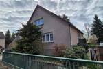 **Zwischen Blüten und Dornen - Schönes Einfamilienhaus mit Sanierungsbedarf**