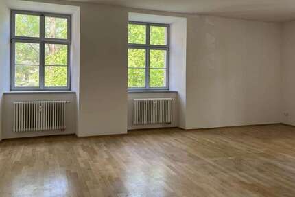 Wohnung Pirna - 4 Zimmer, 124 m&sup2;, 1.054&euro; | Angebot:26948028