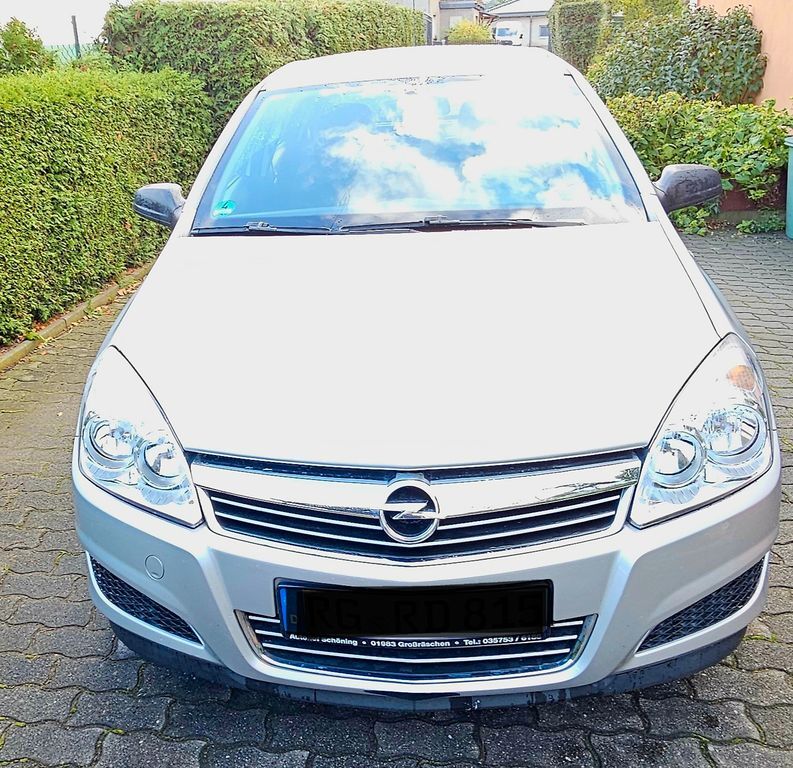 Opel Astra 93.080 km 2.850 € Ebersbach 01561