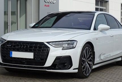 Audi A8 33.000 km 73.900 &euro; Meißen 01662