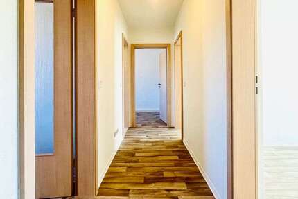 Wohnung Freital Potschappel - 3 Zimmer, 62 m&sup2;, 407&euro; | Angebot:26595557