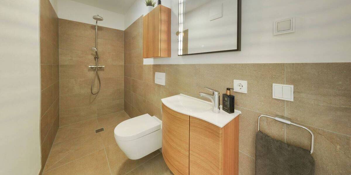 Etagenwohnung Dresden Äußere Neustadt - 3 Zimmer, 149 m&sup2;, 749.990&euro; | Angebot:26154788