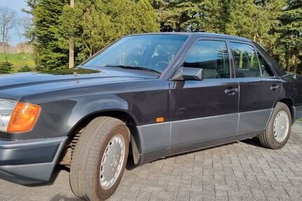 Mercedes E 300
