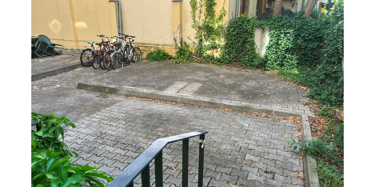 Pieschen: 2-Zimmer-Wohnung mit neuem Design-Vinylbodenbelag und Terrasse - Etagenwohnung Dresden Pieschen-Süd | Angebot:25499958