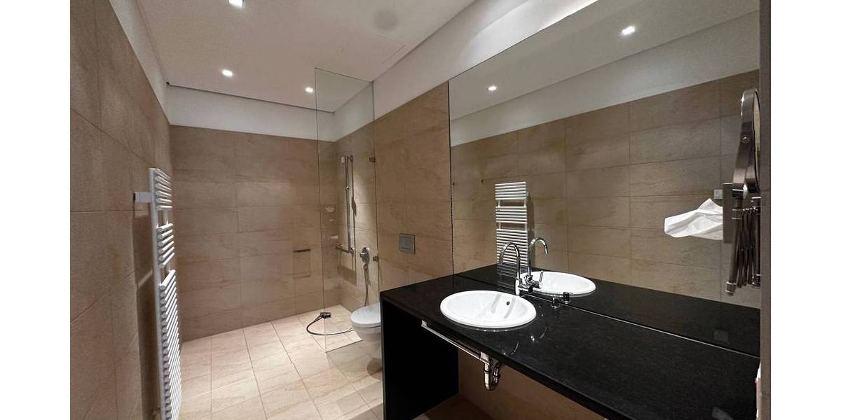 Etagenwohnung Dresden Innere Altstadt - 2 Zimmer, 78 m&sup2;, 1.800&euro; | Angebot:25707383