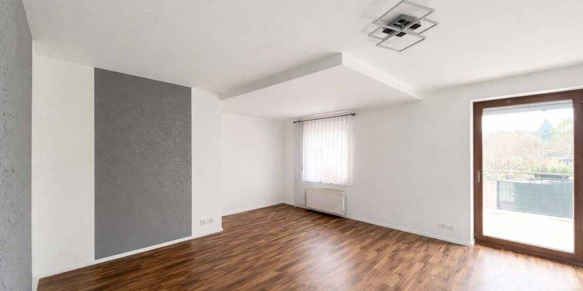 Etagenwohnung Dresden Briesnitz - 3 Zimmer, 82 m&sup2;, 220.000&euro; | Angebot:26258884