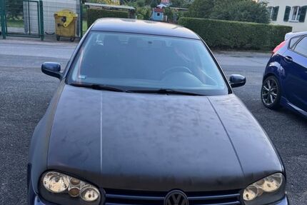 VW Golf 265.000 km 750 &euro; Radebeul 01445