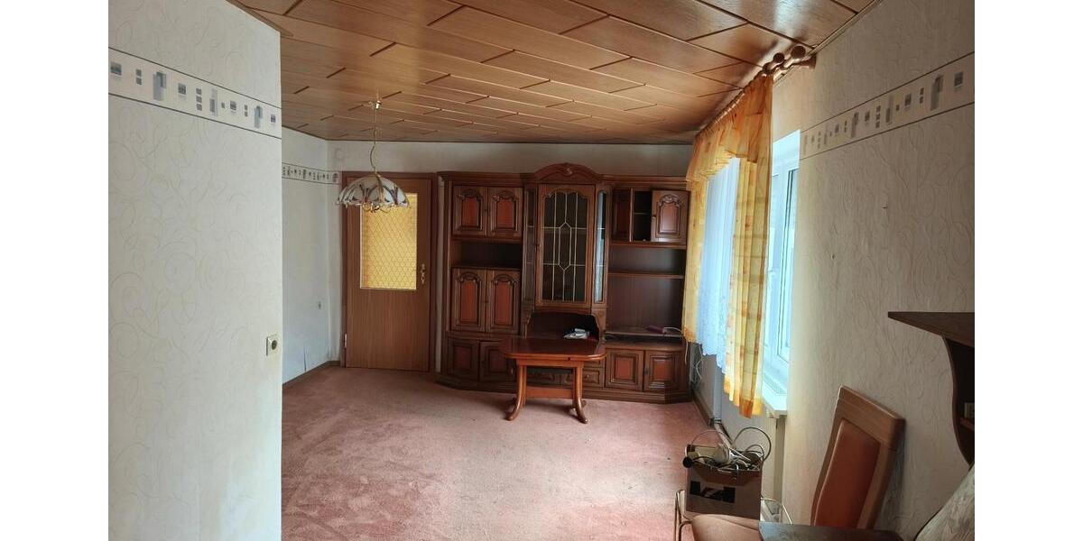 Doppelhaushälfte Ebersbach - 7 Zimmer, 115 m&sup2;, 150.000&euro; | Angebot:27442889