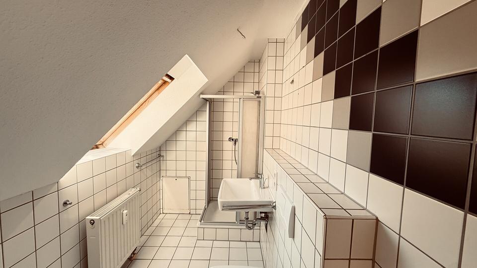 Dachgeschoßwohnung Radebeul - 2 Zimmer, 46 m&sup2;, 500&euro; | Angebot:26086397