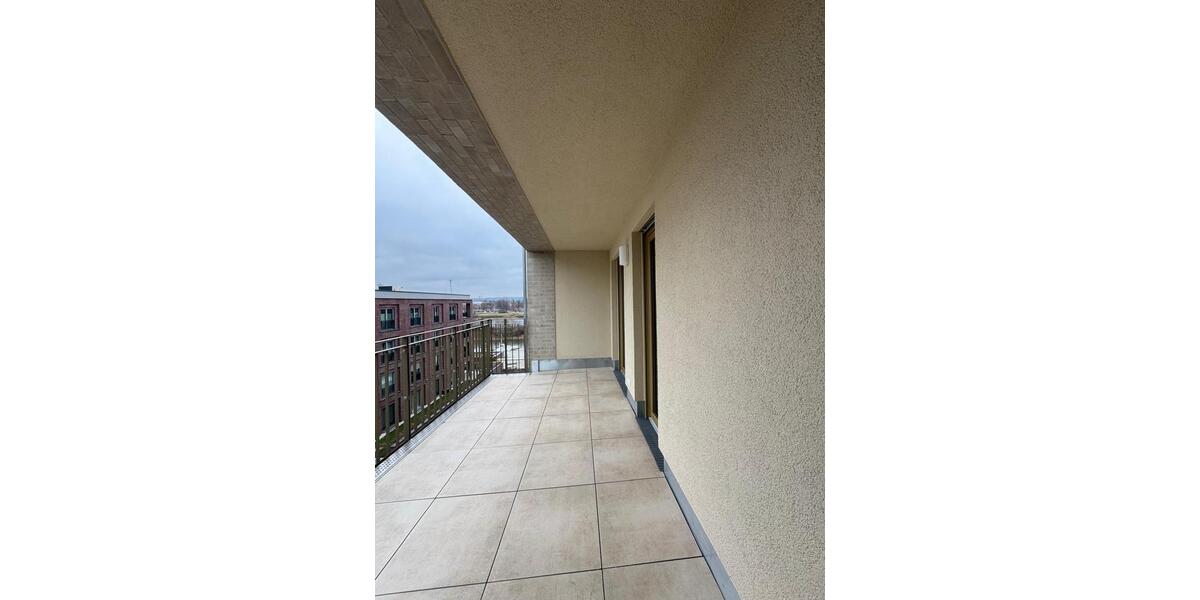 Etagenwohnung Dresden Neustadt - 3 Zimmer, 85 m&sup2;, 1.440&euro; | Angebot:25989857