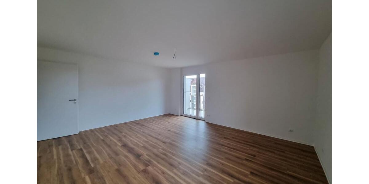 Etagenwohnung Radeberg - 3 Zimmer, 117 m&sup2;, 1.015&euro; | Angebot:26065730