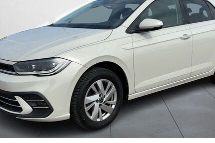 VW Polo 25.089 km 16.490 &euro; Dresden 01169