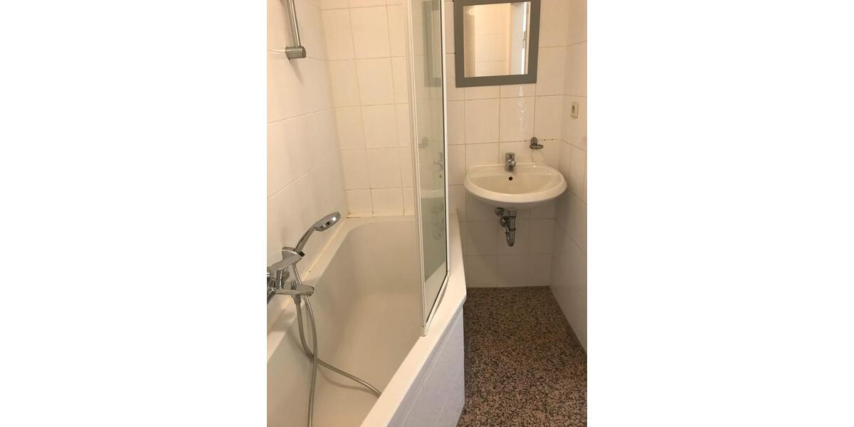 Etagenwohnung Pulsnitz - 3 Zimmer, 70 m&sup2;, 620&euro; | Angebot:26449249