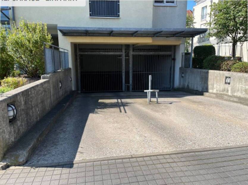 Helle Erdgeschoßwohnung mit großzügiger Terrasse!