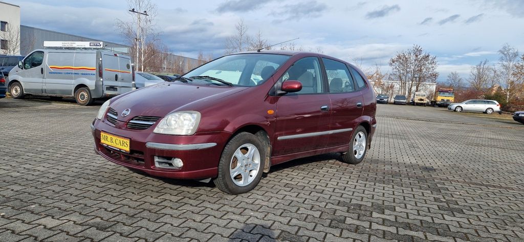 Nissan Almera Tino 168.000 km 1.100 &euro; Dresden 01257