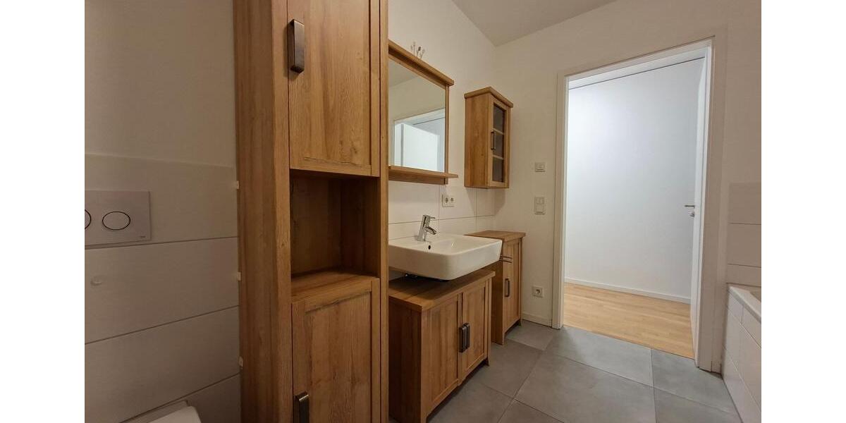 Etagenwohnung Dresden Plauen - 4 Zimmer, 165 m&sup2;, 2.235&euro; | Angebot:25054412