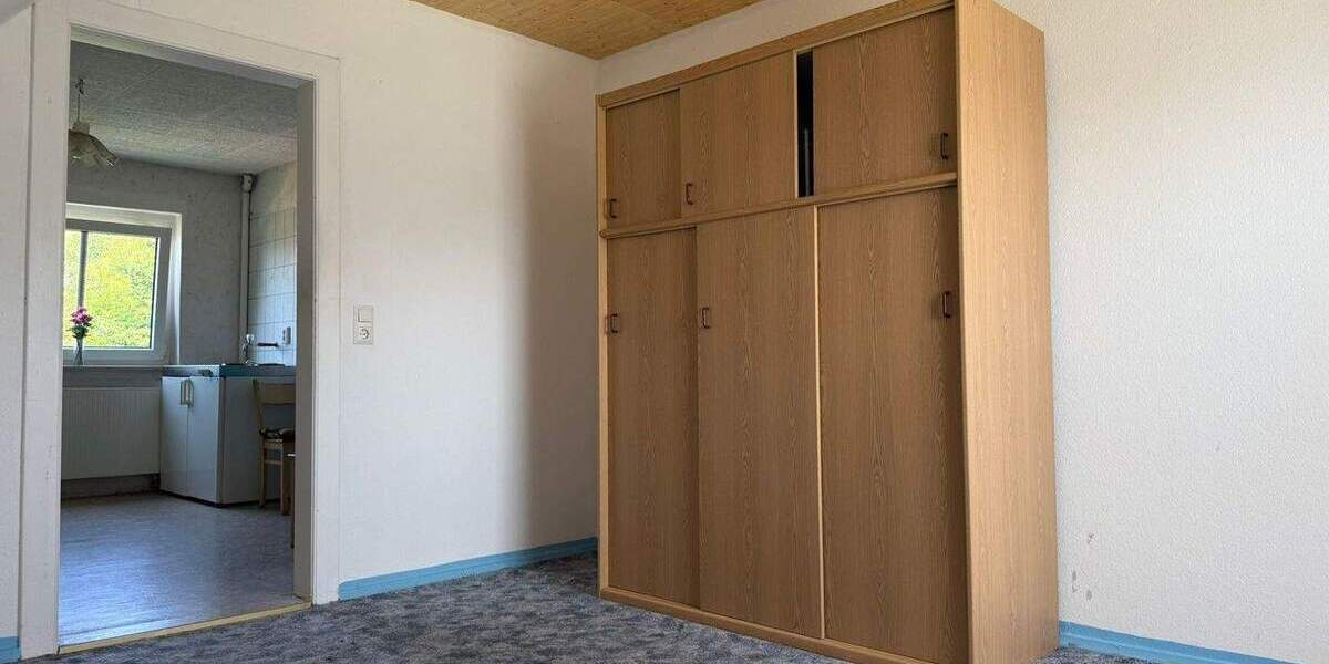 Einfamilienhaus Weinböhla - 5 Zimmer, 120 m&sup2;, 275.000&euro; | Angebot:25780698